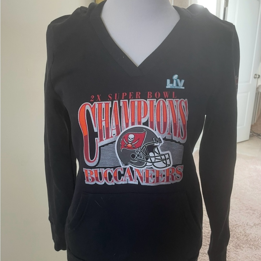 Tampa Bay Buccaneers Black Hoodie
